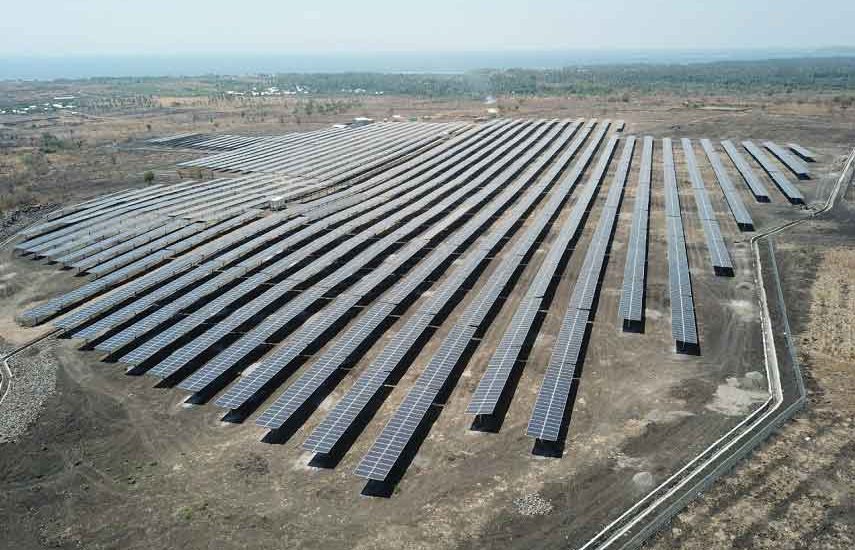 Taman Panel Surya di Indonesia Timur