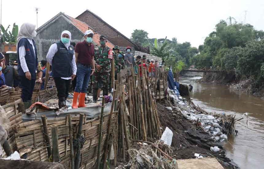 Perintah Khofifah Atasi Banjir Probolinggo