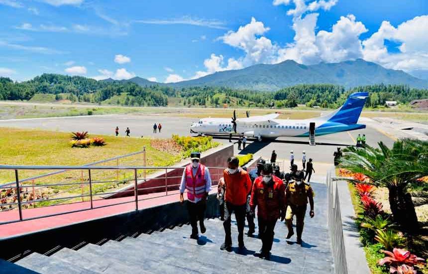 Membuka Jalur Negeri di Atas Angin
