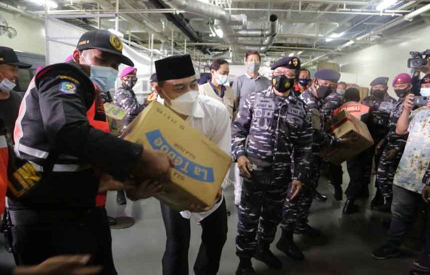 Bantuan Kemanusiaan NTT dari Surabaya