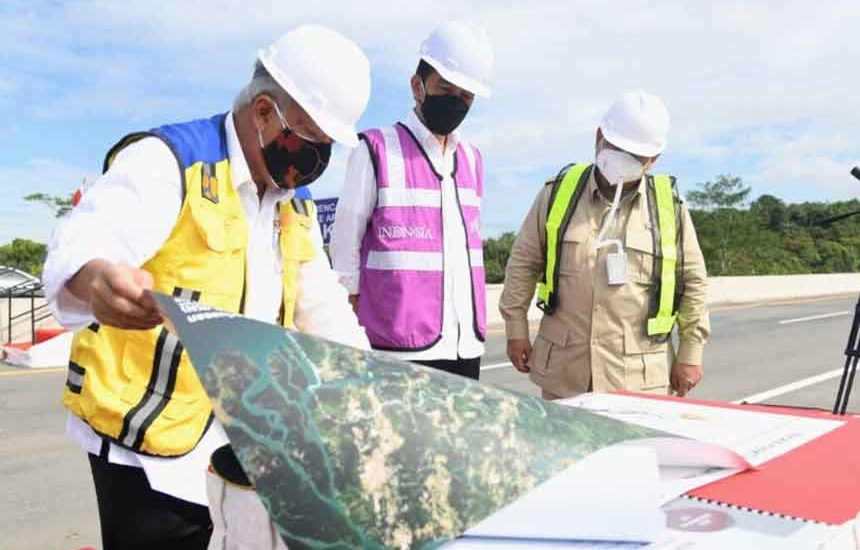 Presiden Ajak Menhan Tinjau Sodetan Akses Jalan ke IKN