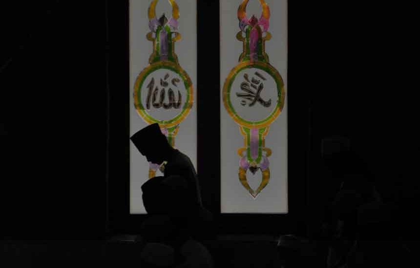 Cari Imam Masjid dari Indonesia