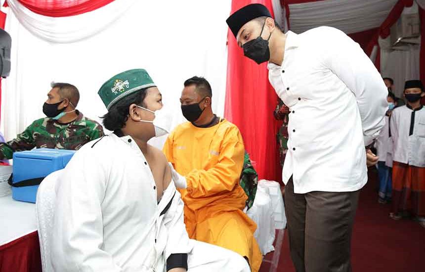 Vaksinasi Ponpes dan Rumah Ibadah