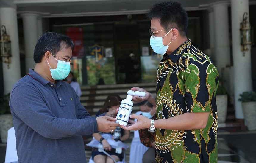 Donasi PRO EM-1 Rp 350 Juta di Surabaya