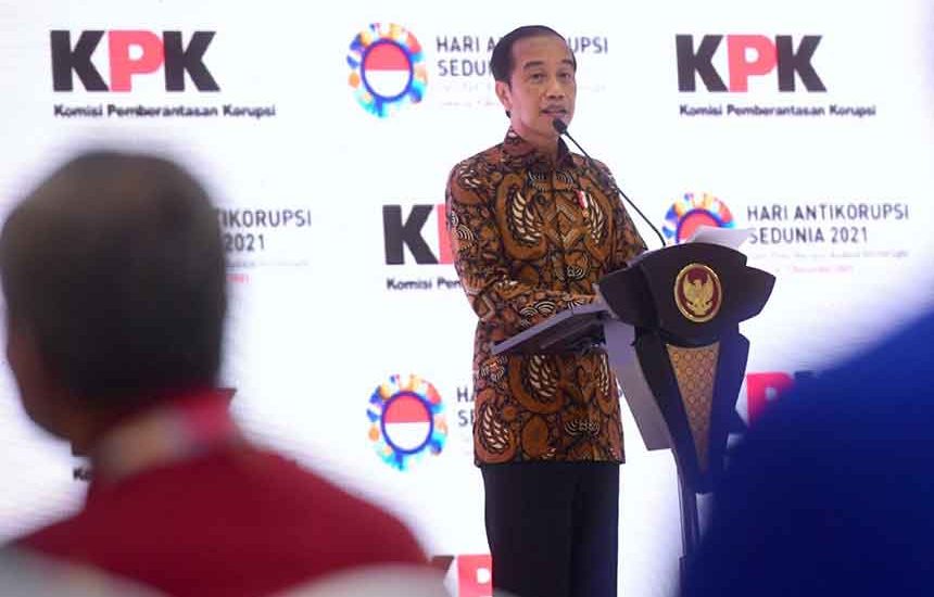 Korupsi Tertangani, Jangan Puas Diri