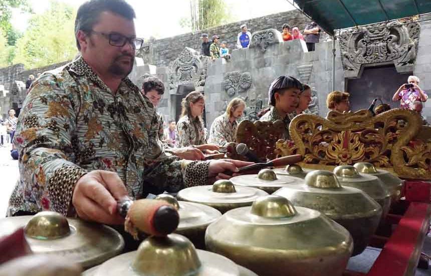Gamelan, Memesona Warga Dunia