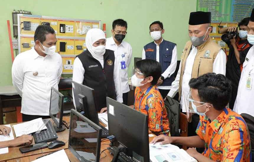 Khofifah Ajak Kreatif Lewat NFT