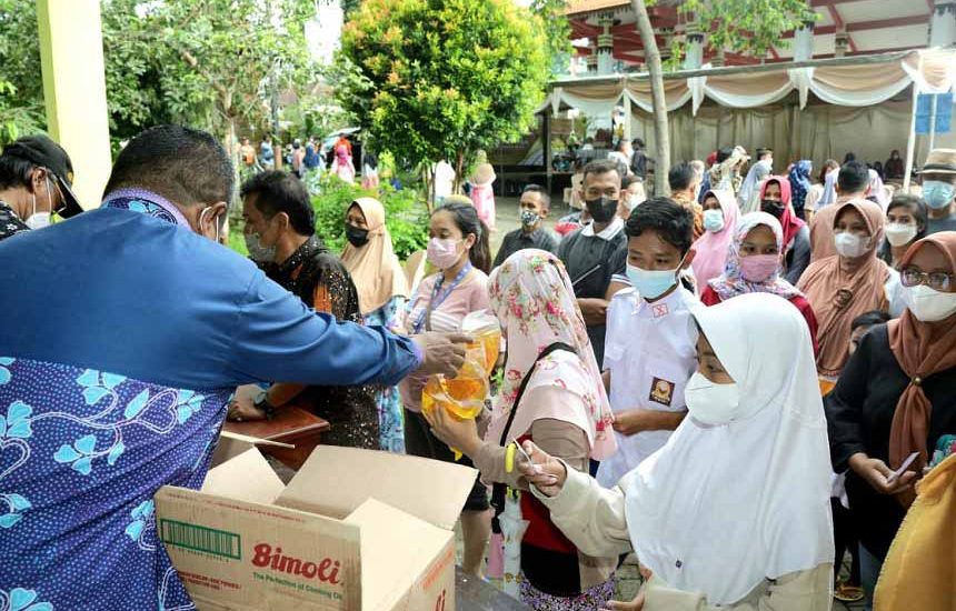 Khofifah: Buktikan Cinta Tanah Air