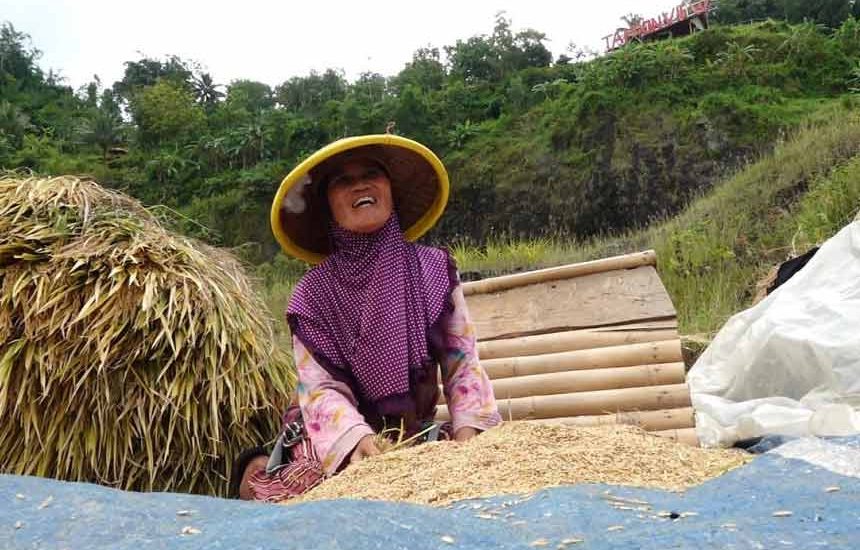 Relakan Tanah untuk Bendungan Sempor