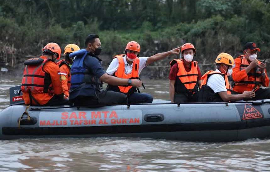 Ganjar Susur Bengawan Bareng Gibran