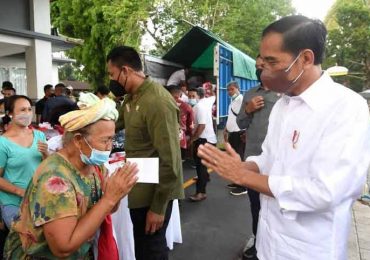 Sukacita Warga Tampaksiring Bertemu Jokowi
