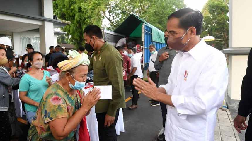 Sukacita Warga Tampaksiring Bertemu Jokowi