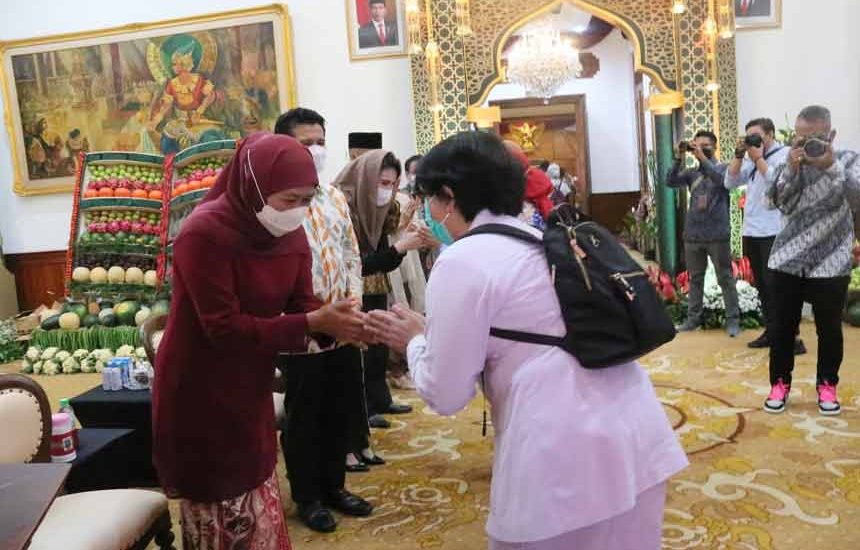 Khofifah Halalbihalal Tenaga Kesehatan