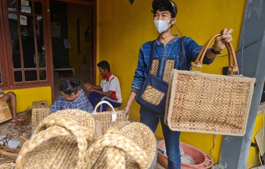Ikut Lapak Ganjar, Kerajinan Ini Berkembang Pesat
