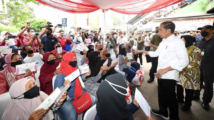 Jokowi Cek Harga Migor di Pasar