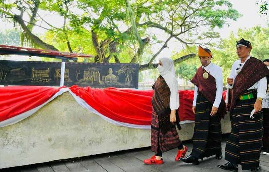 Jokowi Kunjungi Taman Renungan BK