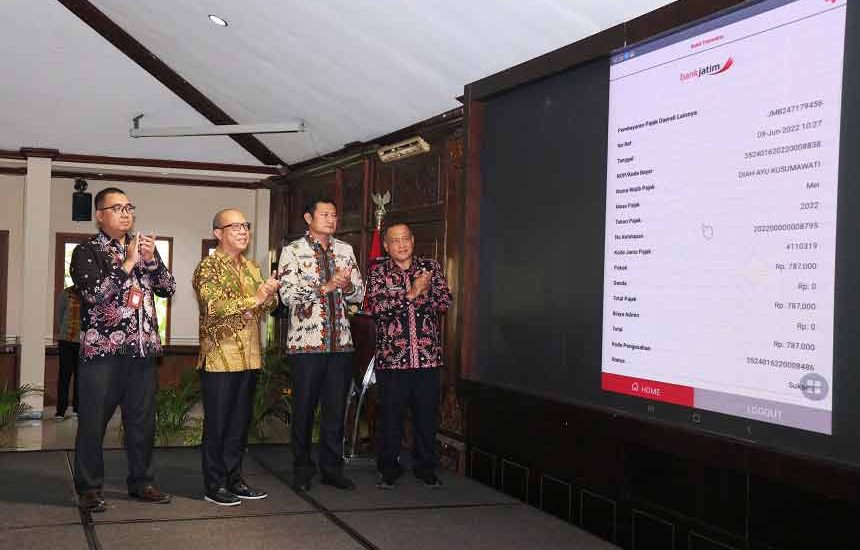 Permudah Warga Lamongan Bayar Pajak