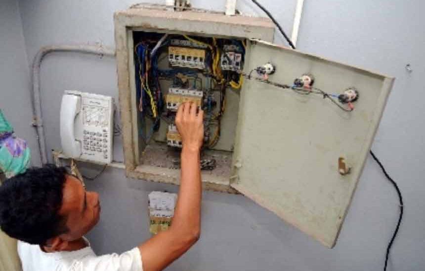 Pelanggan Listrik Tak Mampu Tetap Terlindungi