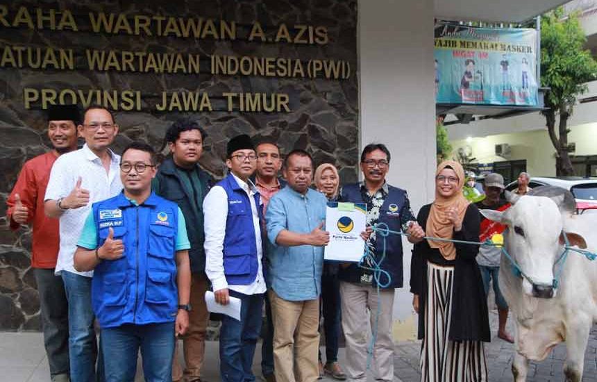 PWI Jatim Terima Sapi Kurban Nasdem