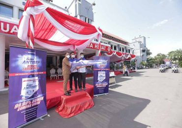 Soklin Sumbang Ribuan Antisep di Surabaya