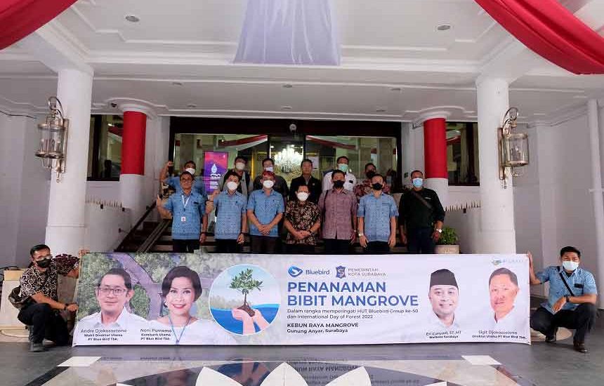 Surabaya Terima 5000 Bibit Mangrove