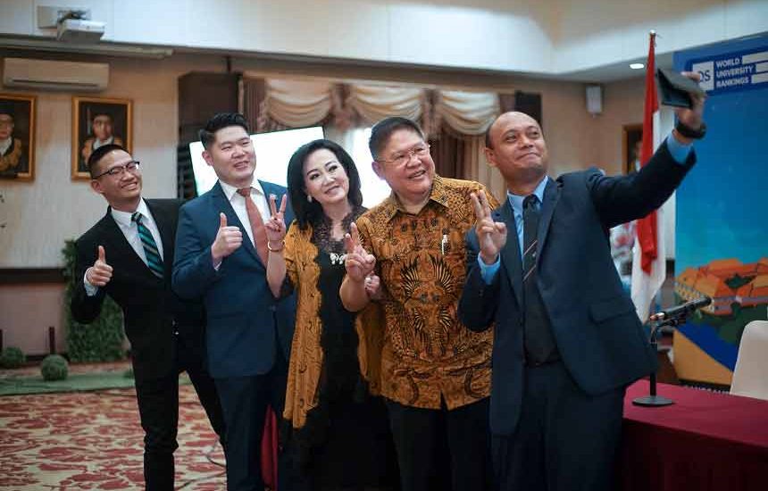 Satu Keluarga Raih Rekor MURI
