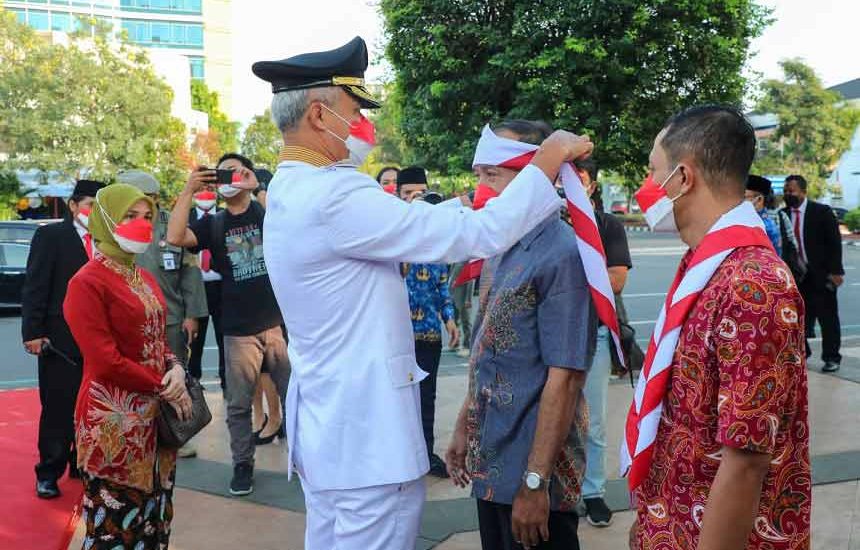 Ganjar Undang Eksnapiter Upacara