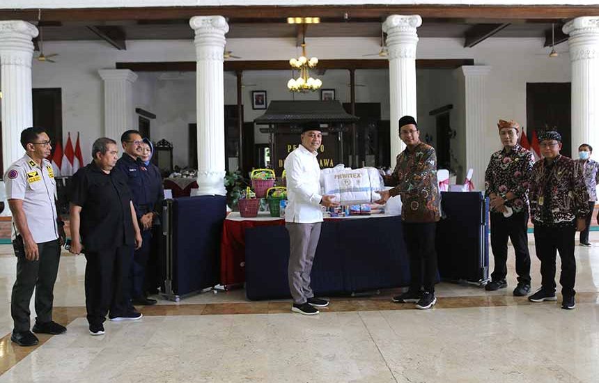 Surabaya Bantu Sidoarjo Rp 250 Juta