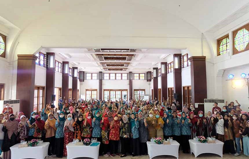 Pelatihan UMKM Penyedia Permakanan dan Kudapan Gizi bagi Balita Stunting