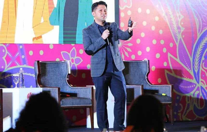 Cara Jitu Emil Gaet Anak Muda