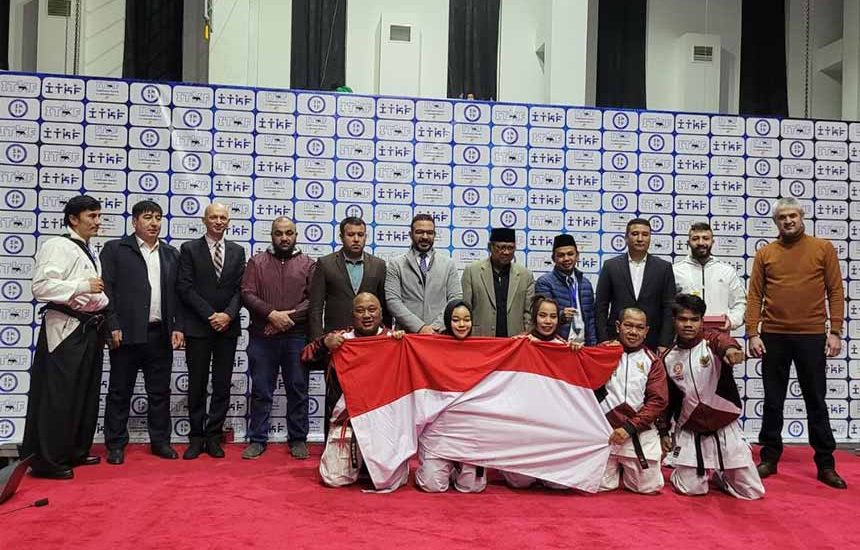 Dosen ITS Juara Karate di Uzbekistan