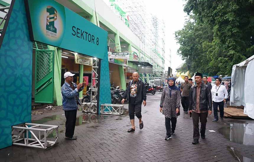 Khofifah Cek Venue Resepsi 1 Abad NU