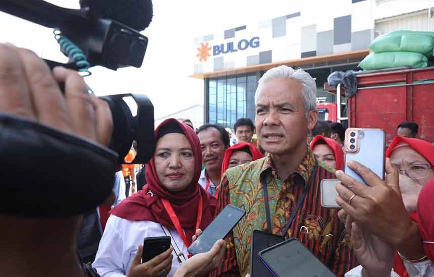Merapi Erupsi, Ganjar Terjunkan Tim Tanggap Bencana