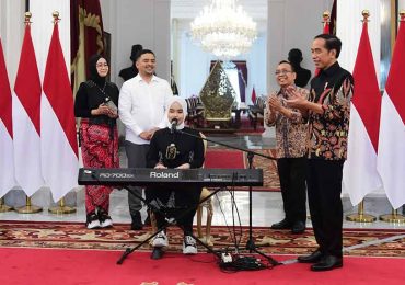 Presiden Jokowi Terima Putri Ariani