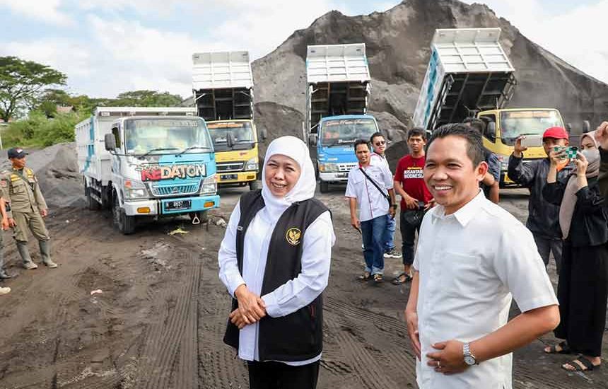 E-Pasir Stockpile Terpadu di Lumajang