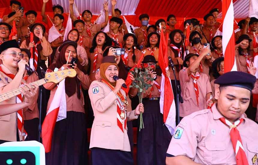 Khofifah Ajak Pramuka Kuatkan Karakter