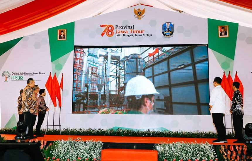 Pusat Pengloahan Limbah B3 Diresmikan