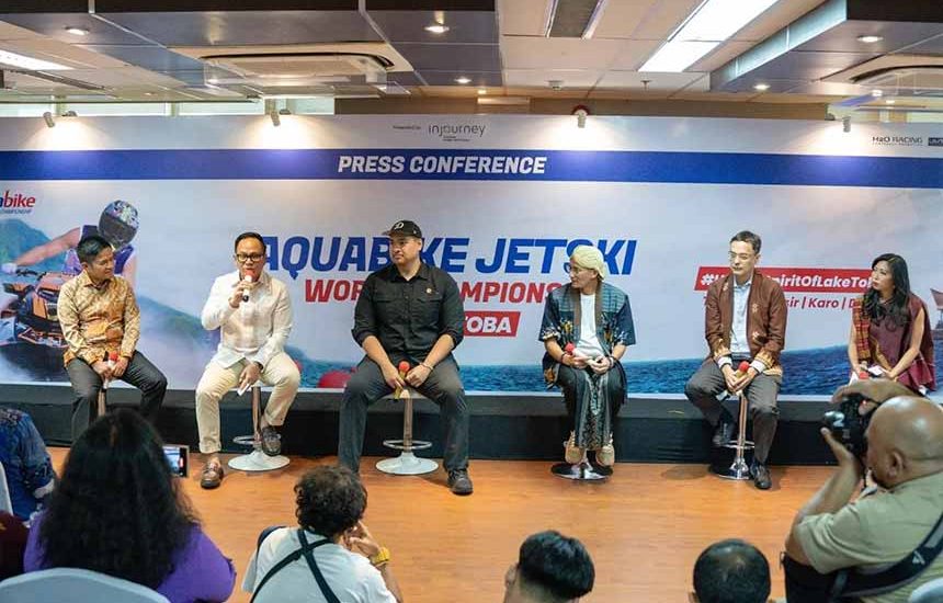 Kejuaraan Jetski Dunia di Danau Toba