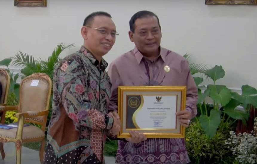 Unair Ranking 15 Badan Publik Terinformatif Nasional