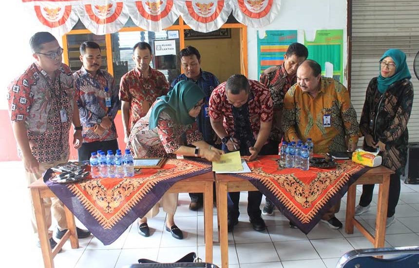 Surabaya Tambah Kios Pasar Tradisional