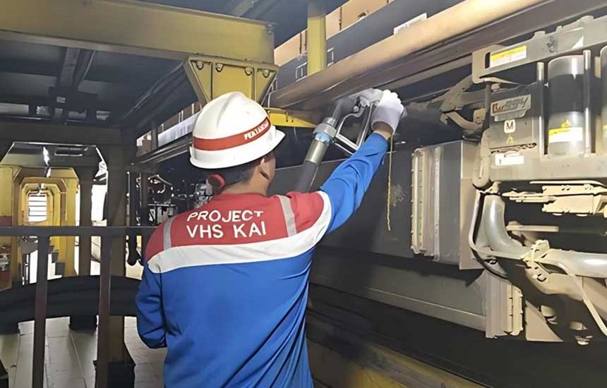 Cara Isi Bahan Bakar Kereta