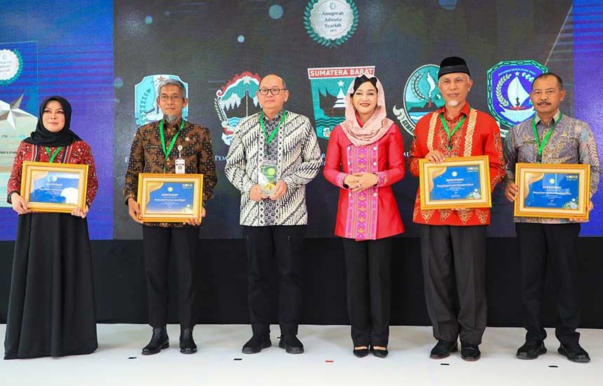 Jatim Borong Anugerah Syariah
