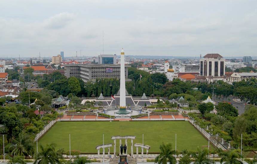 Tugu Pahlawan Memori Kolektif Bangsa