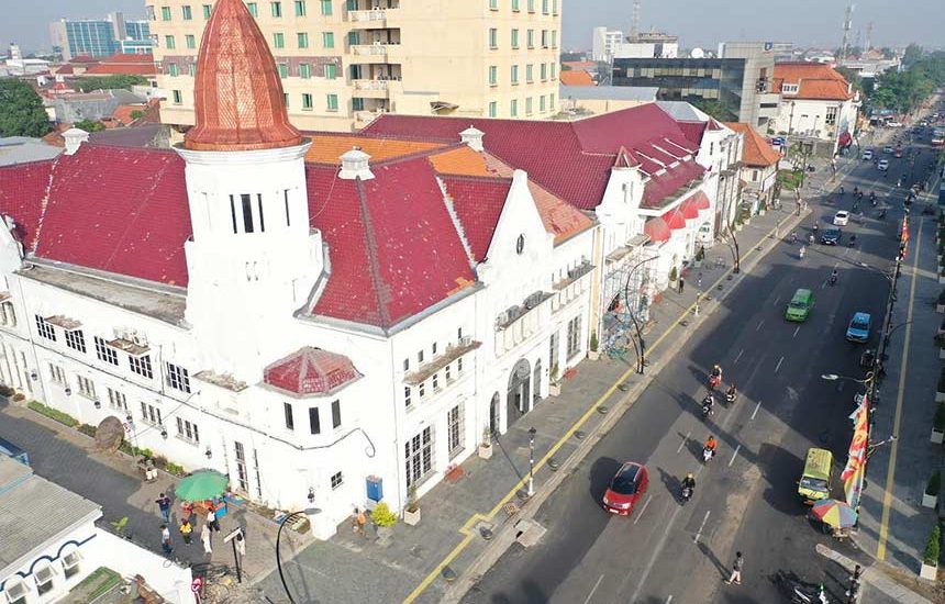 Keberagaman Budaya Lewat Kota Lama