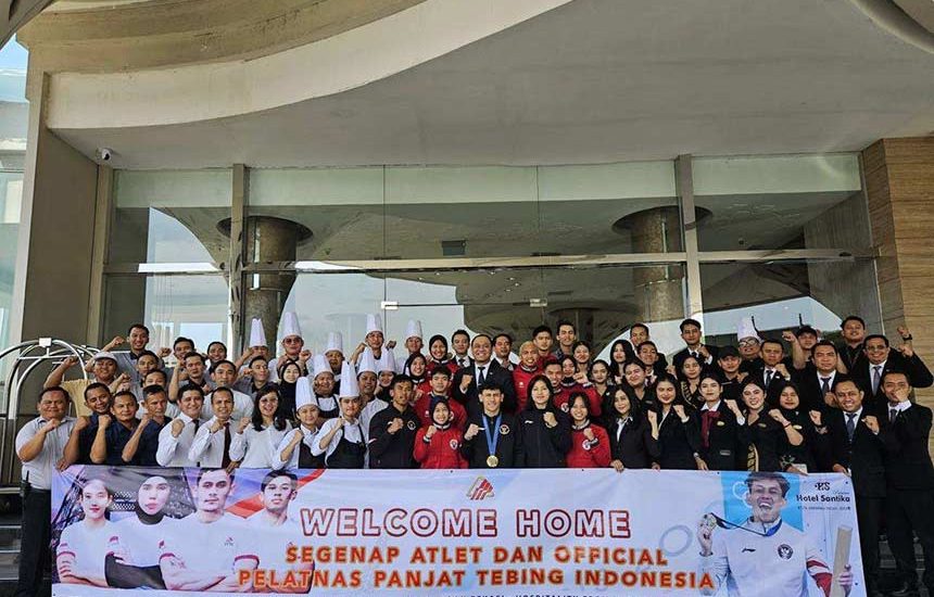 Panjat Tebing Berjaya, Santika Bekasi Ikut Bangga