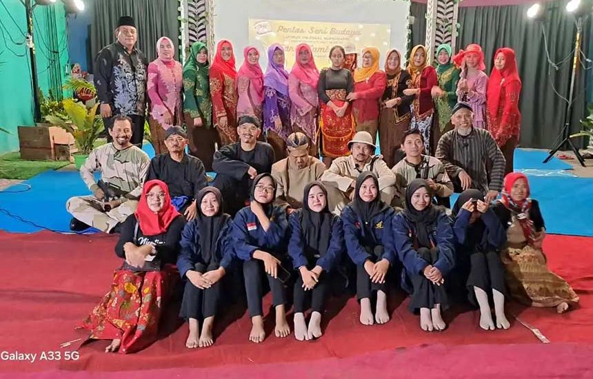 Dosen Unair Inisiasi ‘Ludruk Milenial’