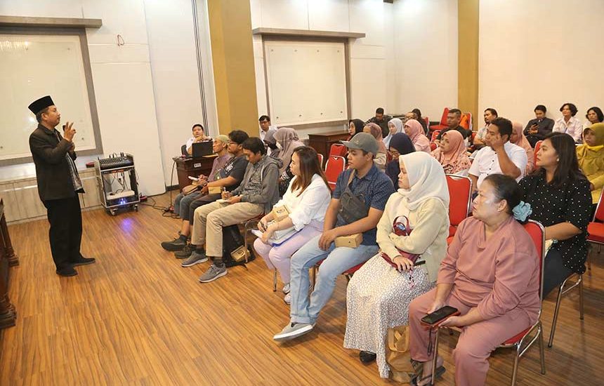 Sosialisasi Sertifikasi Halal di Surabaya