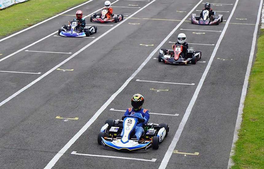 Gokart Listrik Rendah Emisi Tim EV-OS Unair Berjaya