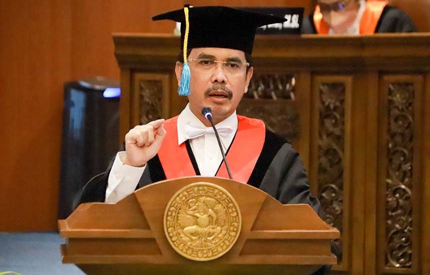 Gubes UNAIR Dosen Hukum Favorit Nasional