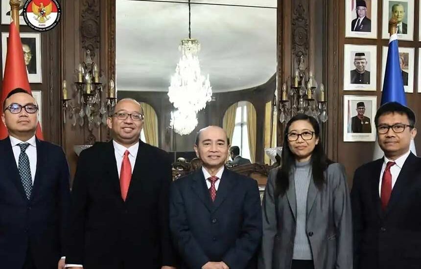 Dosen Unair Wakil Delegasi Tetap di Unesco